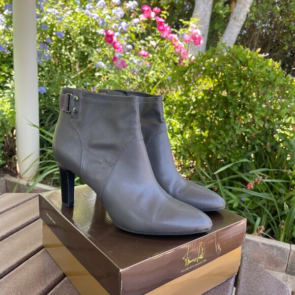 Franco Sarto: Serrano Grey Pointed Toe Bootie - Picture 1 of 4